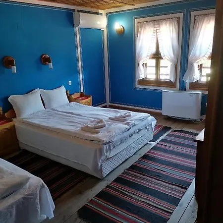 Guest house Trayanova 2*