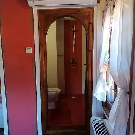 Trayanova Guest house 2*